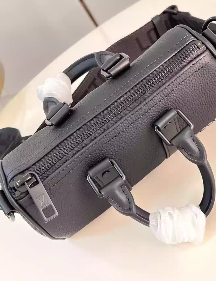 Aerogram-Keepall-XS-M80950-LW253-4.webp