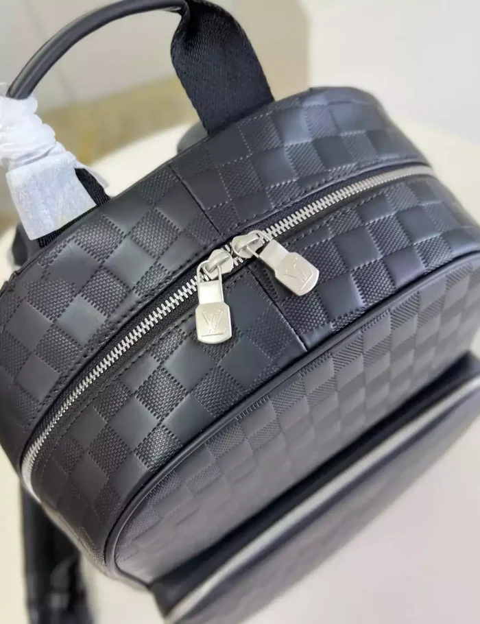 CAMPUS-BACKPACK-DAMIER-INFINI-LEATHER-N40306-LW344-2.webp