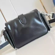 CARGO-WEARABLE-WALLET-BLACK-CALF-LEATHER-M13989-LW276-3.webp