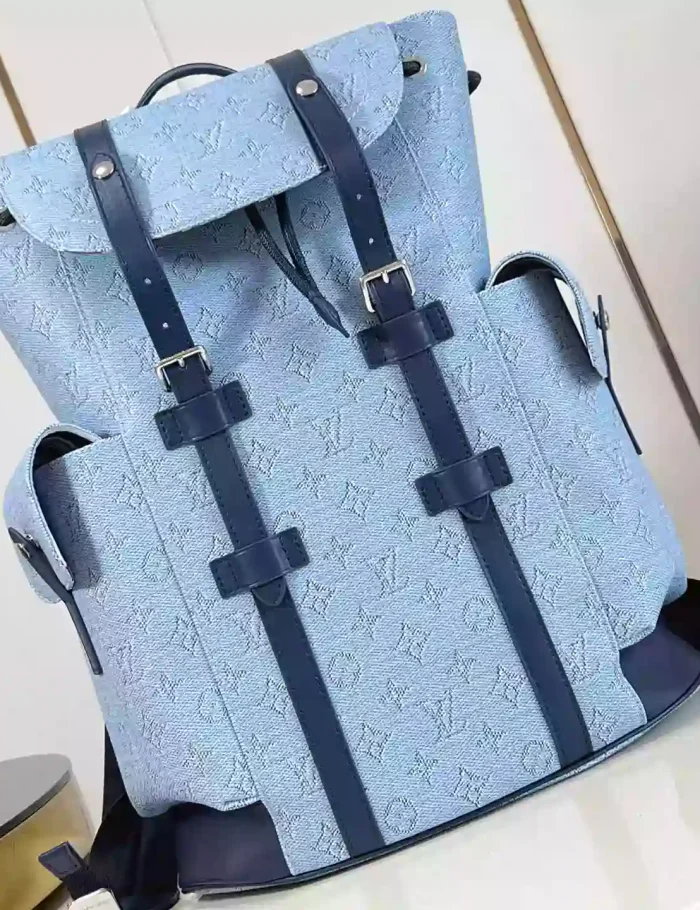CHRISTOPHER-MM-BACKPACK-BLUE-MONOGRAM-HERITAGE-CANVAS-M14676-LW335-6.webp