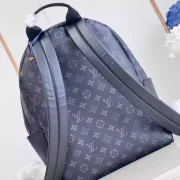 DISCOVERY-BACKPACK-MM-MONOGRAM-ECLIPSE-M22545-LW337-5.webp