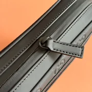 GG-BELT-BAG-BLACK-RUBBER-EFFECT-LEATHER-BG134-2.webp