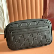GG-BELT-BAG-BLACK-RUBBER-EFFECT-LEATHER-BG134-7.webp