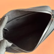 GG-CROSSBODY-BAG-BLACK-RUBBER-EFFECT-MEN-BG133-4.webp