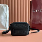 GG-RUBBER-EFFECT-MINI-SHOULDER-BAG-BLACK-BG132-4.webp