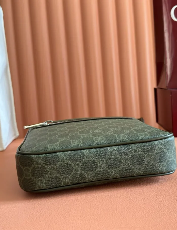 GUCCI-GG-LEATHER-CROSSBODY-BAG-IN-GREEN-BG141-9.webp