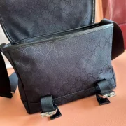 GUCCI-GG-MESSENGER-BAG-IN-BLACK-BG147-2.webp