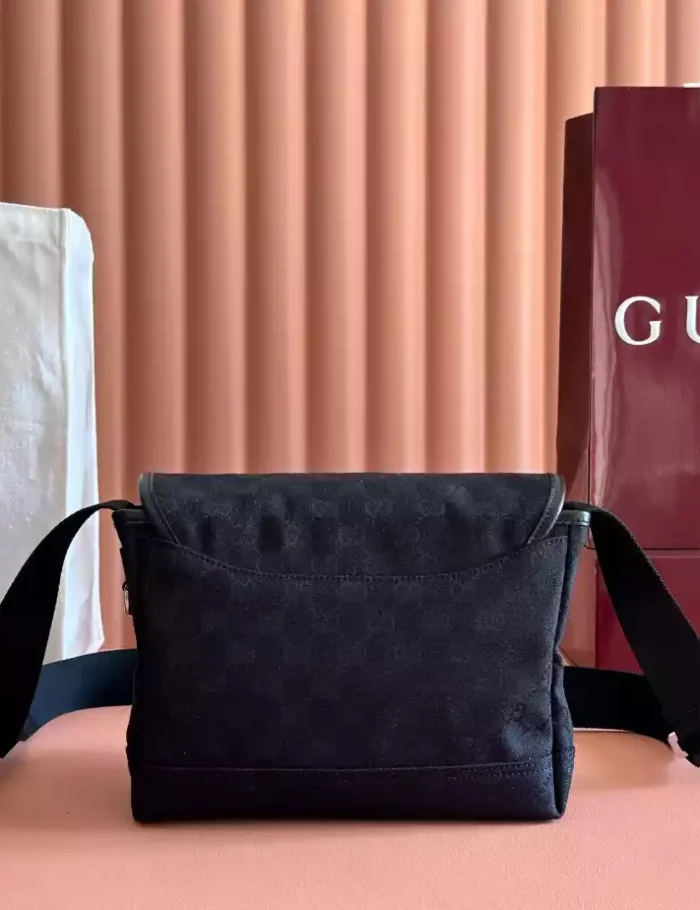 GUCCI-GG-MESSENGER-BAG-IN-BLACK-BG147-5.webp