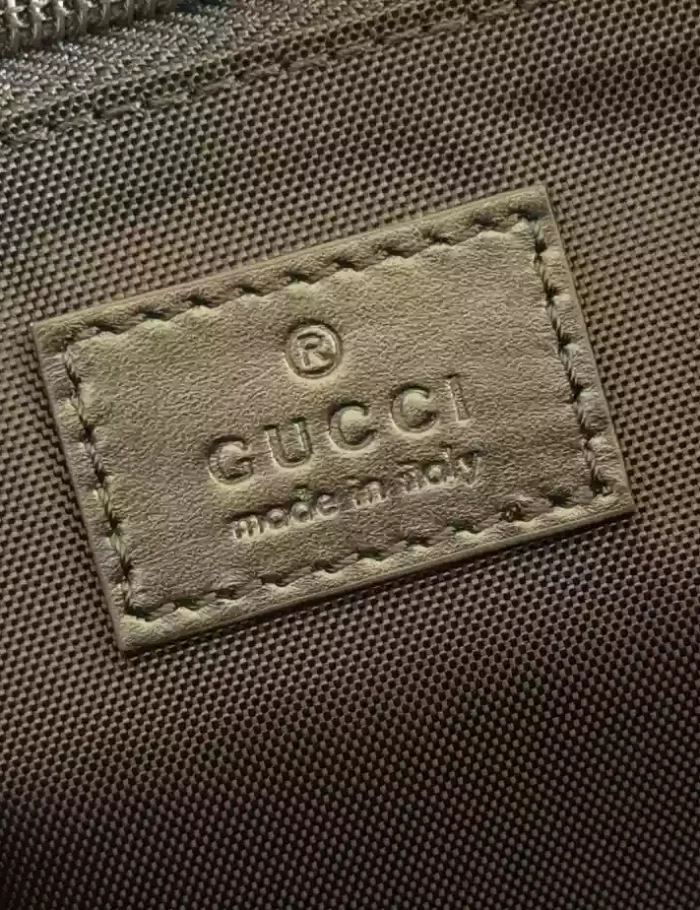GUCCI-GG-MESSENGER-BAG-IN-BLACK-BG147-6.webp