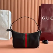 GUCCI-LUNETTA-SMALL-CROSSBODY-BAG-BG150-1.webp