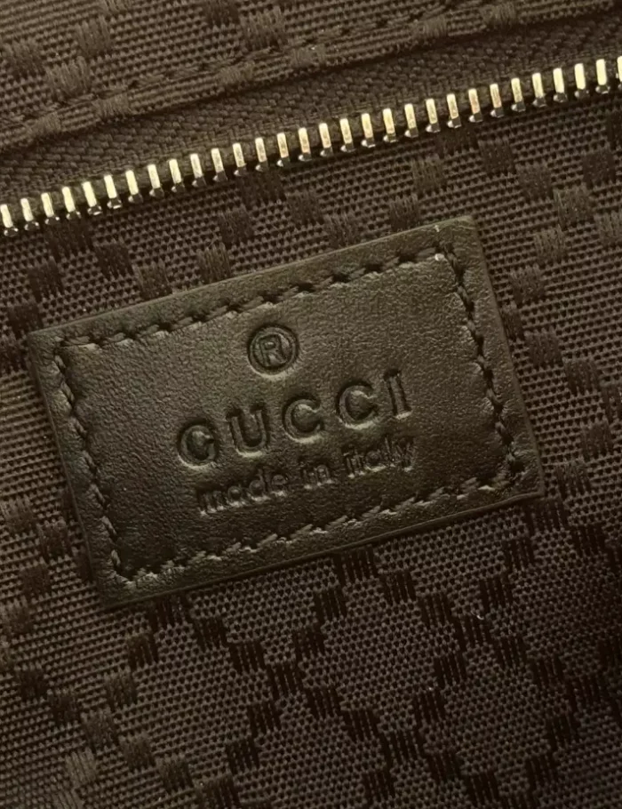 GUCCI-LUNETTA-SMALL-CROSSBODY-BAG-BG150-5.webp