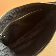 GUCCI-LUNETTA-SMALL-CROSSBODY-BAG-BG150-9.webp