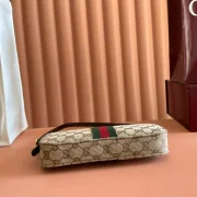 GUCCI-LUNETTA-SMALL-CROSSBODY-BAG-BG151-4.webp
