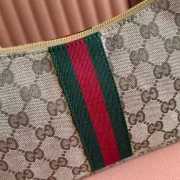 GUCCI-LUNETTA-SMALL-CROSSBODY-BAG-BG151-5.webp