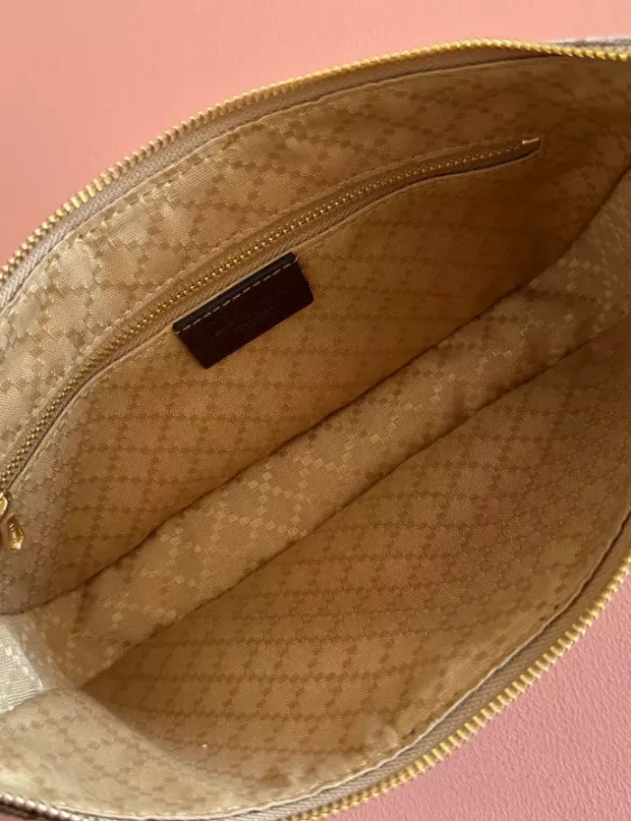 GUCCI-LUNETTA-SMALL-CROSSBODY-BAG-BG151-9.webp