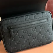 GUCCI-MONOGRAM-DEBOSSED-LEATHER-CROSS-BODY-BAG-BLACK-BG131-4.webp