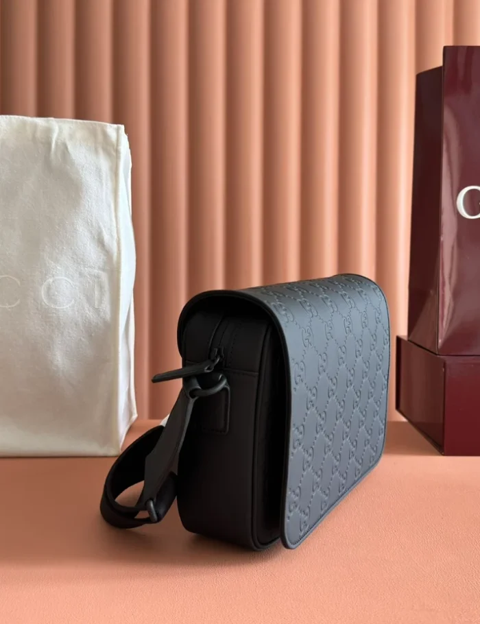 GUCCI-MONOGRAM-DEBOSSED-LEATHER-CROSS-BODY-BAG-BLACK-BG131-9.webp