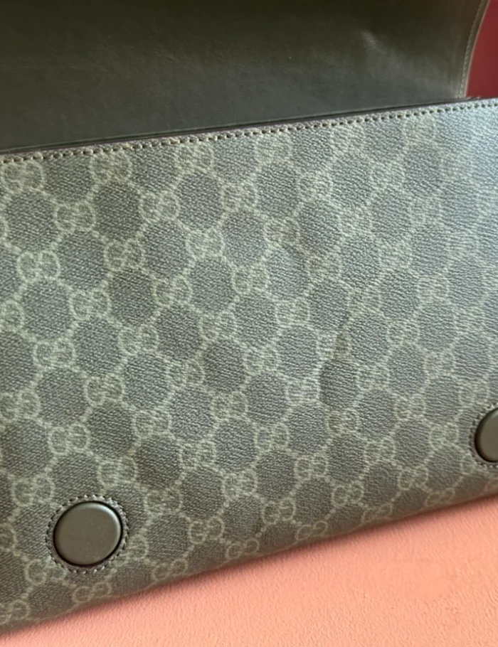 GUCCI-OPHIDIA-MESSENGER-BAG-IN-DARK-GREEN-BG146-2.webp