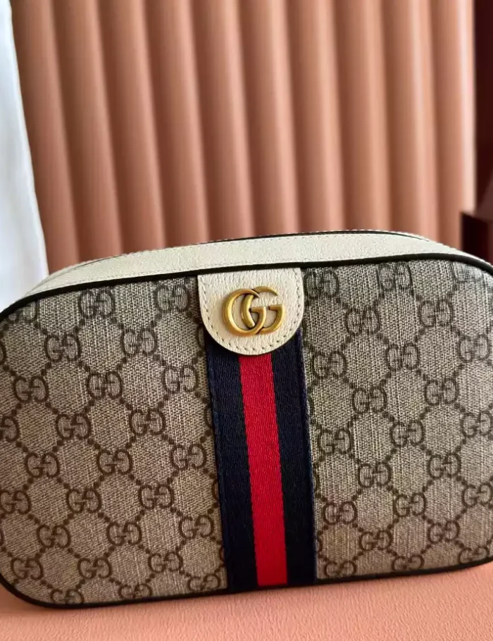 GUCCI-PRE-OWNED-OPHIDIA-CAMERA-SHOULDER-BAG-BG137-7.webp