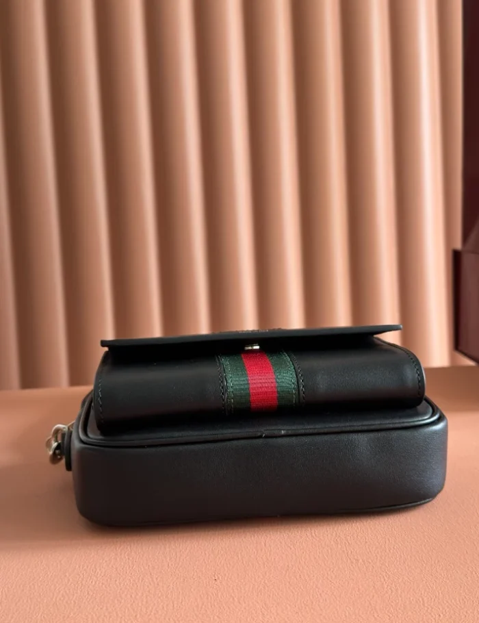GUCCI-WEB-TRADEMARK-MINI-BAG-BG129-8.webp