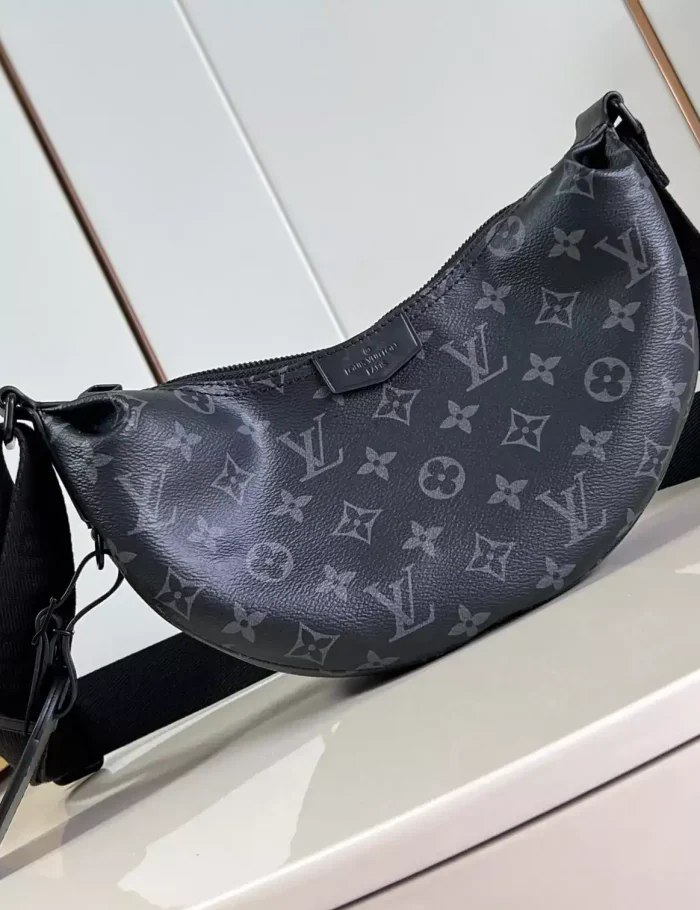 HAMAC-BAG-PM-BLACK-MONOGRAM-ECLIPSE-CANVAS-M47158-LW446-8.webp