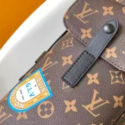 LOUIS-VUITTON-CHRISTOPHER-MM-MON-MONOGRAM-LW475-10.webp