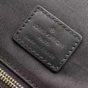 LOUIS-VUITTON-CHRISTOPHER-MM-MON-MONOGRAM-LW475-3.webp