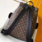 LOUIS-VUITTON-CHRISTOPHER-MM-MON-MONOGRAM-LW475-6.webp