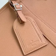 LOUIS-VUITTON-KEEPALL-BANDOULIERE-50-4.webp