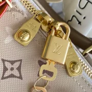 LOUIS-VUITTON-KEEPALL-BANDOULIERE-50-MONOGRAM-OTHER-LW483-5.webp