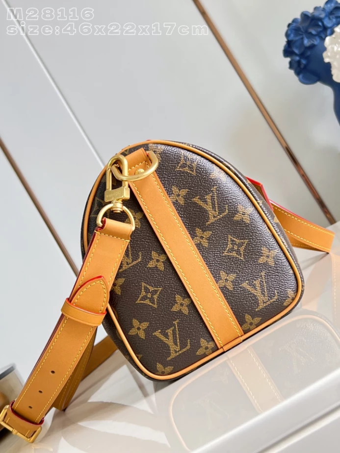 LOUIS-VUITTON-NEEDLE-BAG-LW459-5.webp LOUIS-VUITTON-NEEDLE-BAG-LW459-5.webp