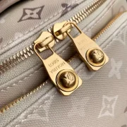 LOUIS-VUITTON-RUSH-BUMBAG-LW486-2.webp