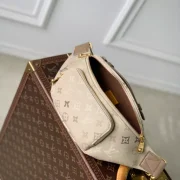 LOUIS-VUITTON-RUSH-BUMBAG-LW486-8.webp