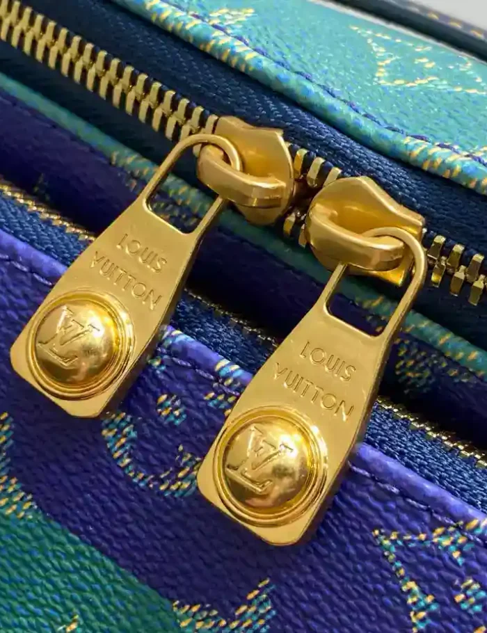 LOUIS-VUITTON-RUSH-BUMBAG-MONOGRAM-SHADOW-LEATHER-LW455-5.webp