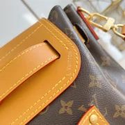 LOUIS-VUITTON-STEAMER-30-MONOGRAM-ARCHIVE-LW458-6.webp