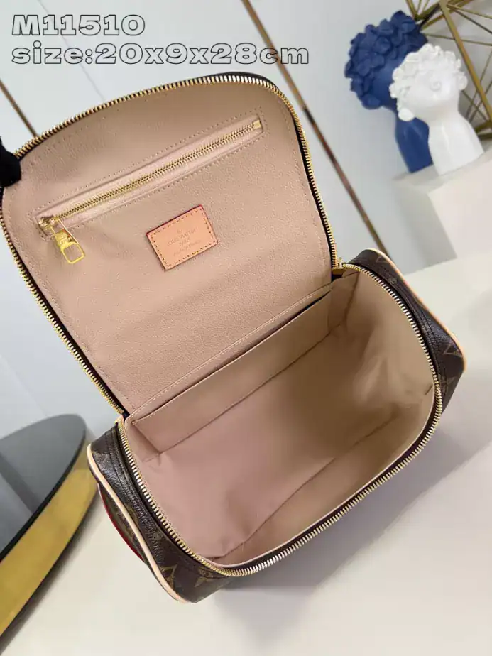 Louis-Vuitton-Toiletry-Bag-Brown-Monogram-Eclipse-Canvas-LW150-6.webp Louis-Vuitton-Toiletry-Bag-Brown-Monogram-Eclipse-Canvas-LW150-6.webp