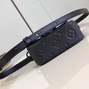 PICO-S-LOCK-BLACK-TAURILLON-MONOGRAM-M83148-LW447-3.webp