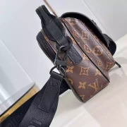 QUEST-MESSENGER-BAG-MONOGRAM-MACASSAR-COATED-CANVAS-M46973-LW449-5.webp