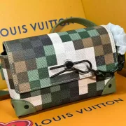 Steamer-Wearable-Wallet-Green-Damoflage-Coated-Canvas-M83172-LW233-8.webp