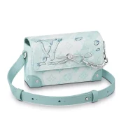 Steamer-Wearable-Wallet-Monogram-Aquagarden-M22637-LW242-1.webp