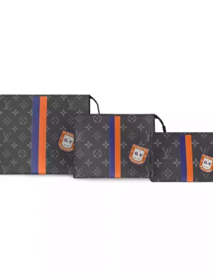 TRIO TOILET POUCH MON MONOGRAM P01957 – LW383