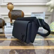 Takeoff-Bumbag-Black-LV-Aerogram-M57081-LW232-3.webp
