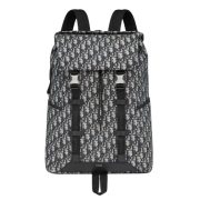 dior-explorer-backpack-beige-and-black-oblique-jacquard-dio021-vz6n8.jpg