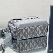 dior-hit-the-road-messenger-bag-dio034-bps4h.jpeg
