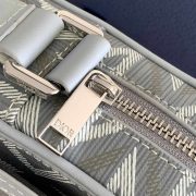 dior-hit-the-road-vertical-pouch-dio046-bw9fa.jpg
