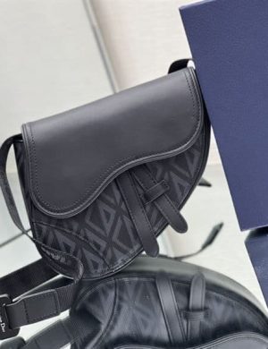 dior-mini-saddle-bag-black-cd-diamond-canvas-and-smooth-calfskin-dio007-3bfyi.jpg