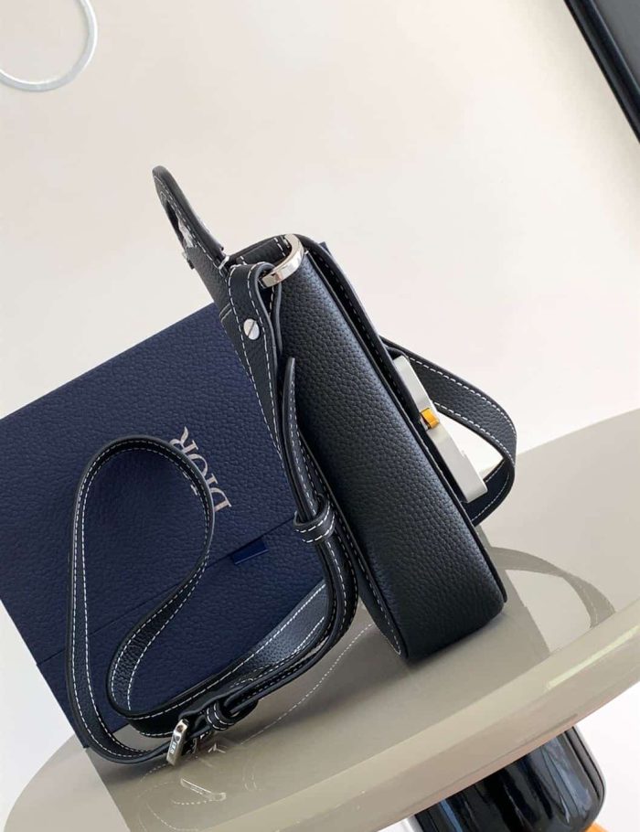 dior-saddle-vertical-pouch-with-strap-dio049-htbcj.jpg