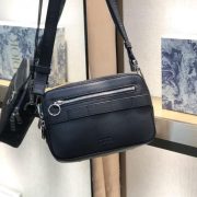 dior-safari-messenger-bag-leather-black-dio013-k0ndz.jpeg