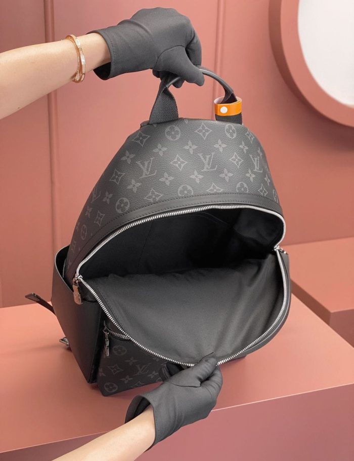 louis-vuitton-discovery-backpack-lvb074-gcsmx.jpeg