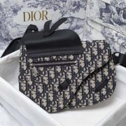 saddle-pouch-beige-and-black-oblique-jacquard-dio014-czxjr.jpg